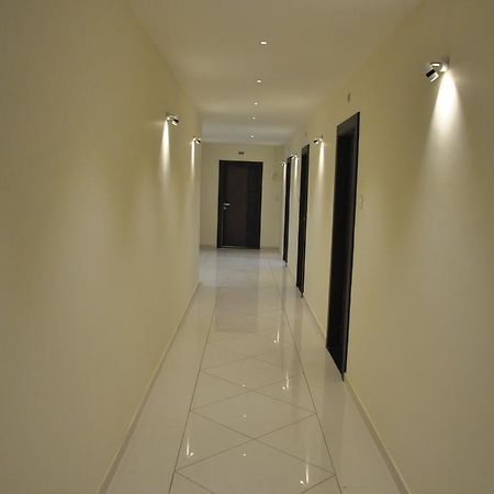 Shivdhara Hotel & Residence Rajkot Bagian luar foto